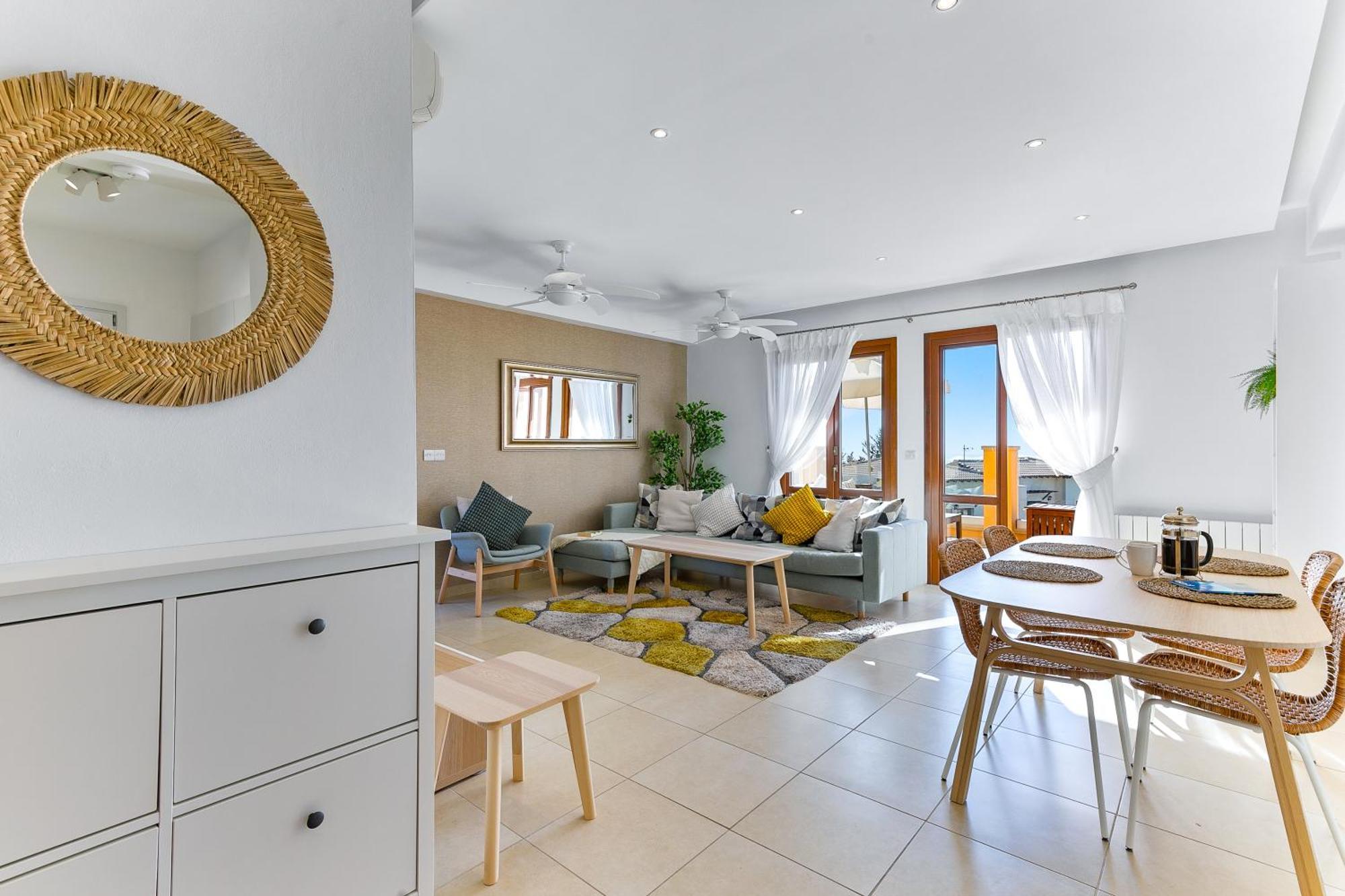 2 Bedroom Apartment Thalassa With Sea And Sunset Views, Aphrodite Hills Resort Kouklia Eksteriør bilde