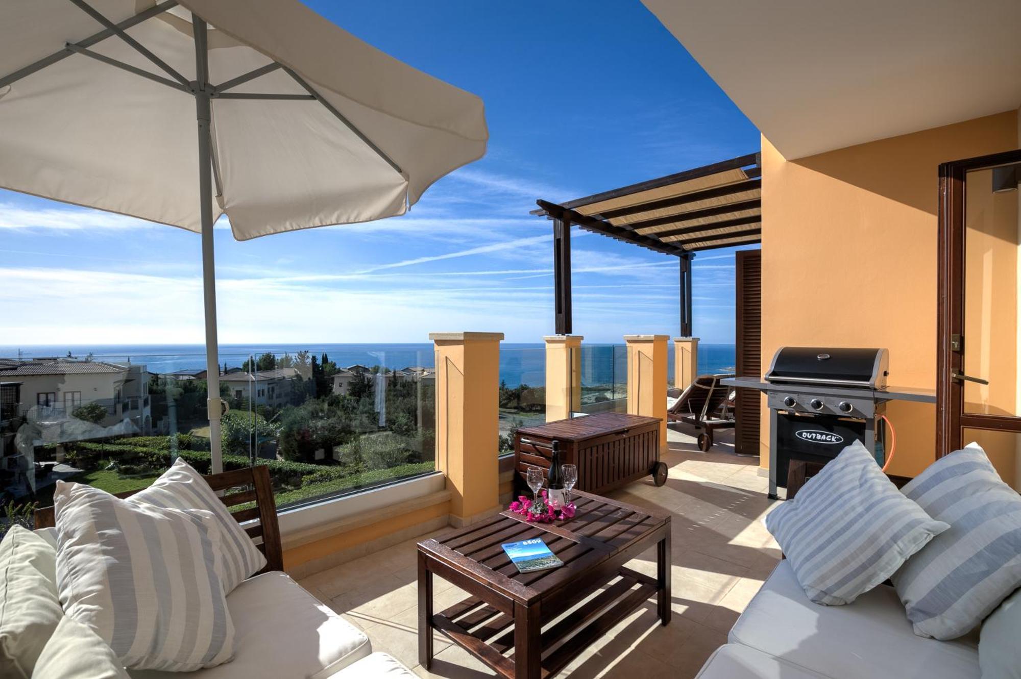 2 Bedroom Apartment Thalassa With Sea And Sunset Views, Aphrodite Hills Resort Kouklia Eksteriør bilde
