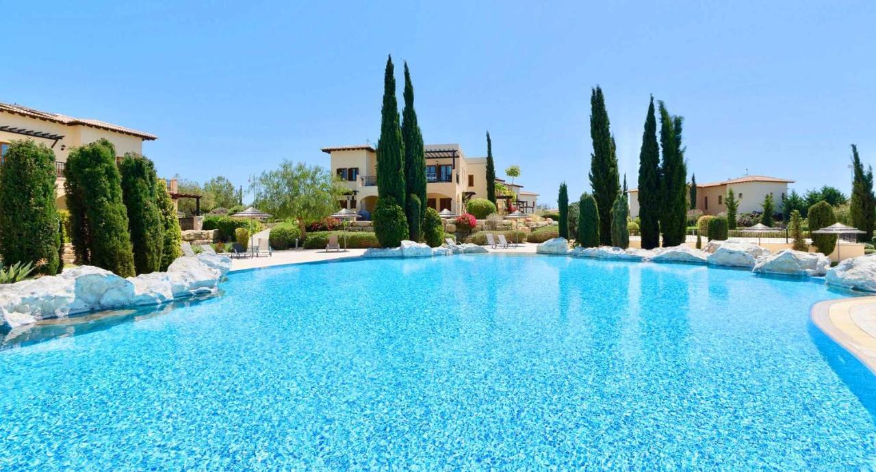 2 Bedroom Apartment Thalassa With Sea And Sunset Views, Aphrodite Hills Resort Kouklia Eksteriør bilde