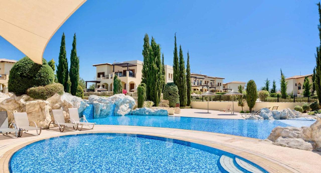 2 Bedroom Apartment Thalassa With Sea And Sunset Views, Aphrodite Hills Resort Kouklia Eksteriør bilde